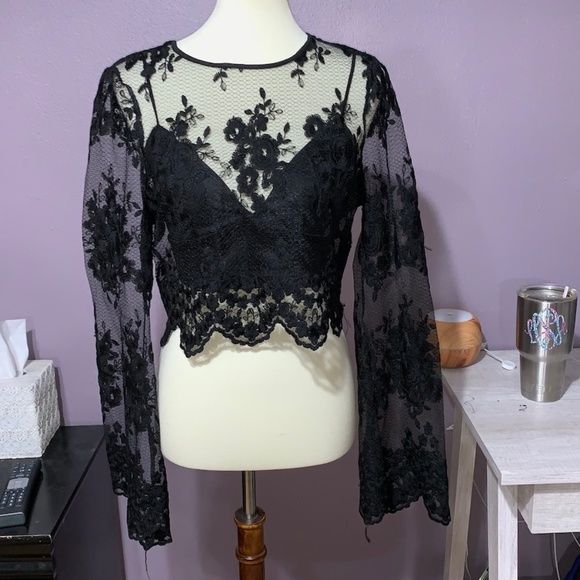 iris Tops - Iris Lace Overlay Crop Top Long Sleeve Black Med